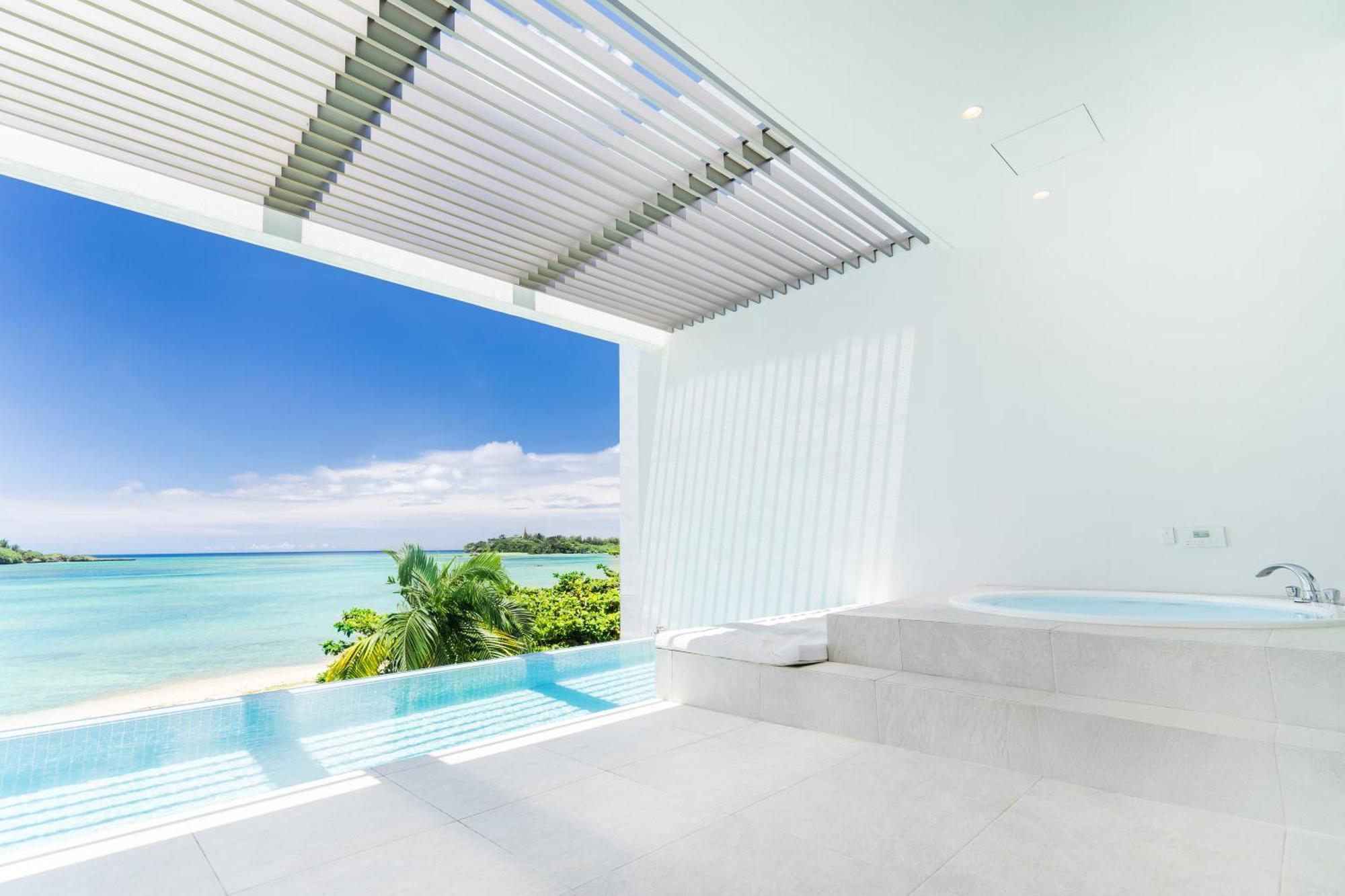 Villa Valiosa On The Beach Onna Luaran gambar